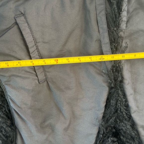 Women's Black vintage Mongolian lamb reversible vest with pockets - Picture 8 of 13